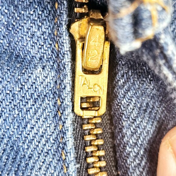 Vintage 70's Levi's for Men Orange Tab, Wide Leg, Mid-Wash, Size 46 X 29 - Picture 7 of 12